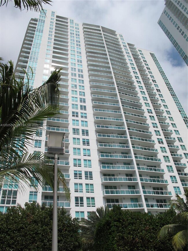 Building Photo - 951 Brickell Ave Unit 1209