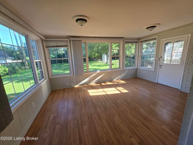 Photo - 4605 Fox Run Rd