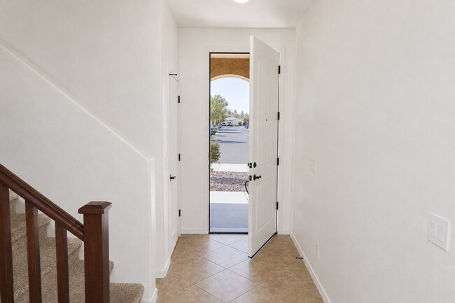 1131 E Binner Dr