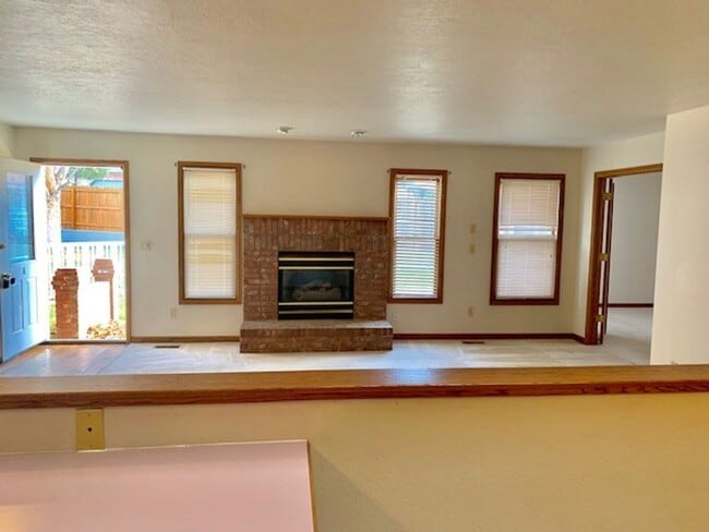 Photo - 1025 49th Ave Ct Unidad A
