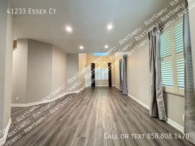 Photo - 41233 Essex Ct