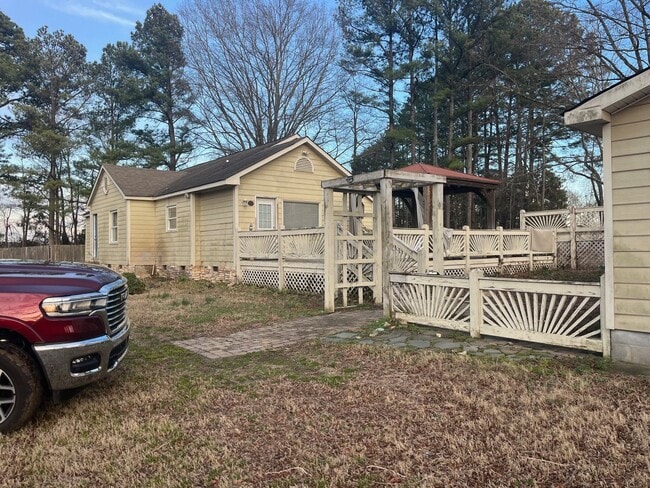 Photo - 3038 Matthews-Indian Trail Rd