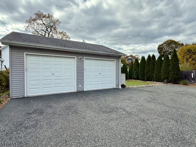 Photo - 8 William St