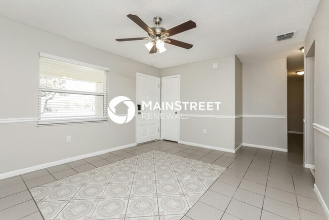 Building Photo - 3 Bedroom Pet-Friendly Home in Orlando, FL...