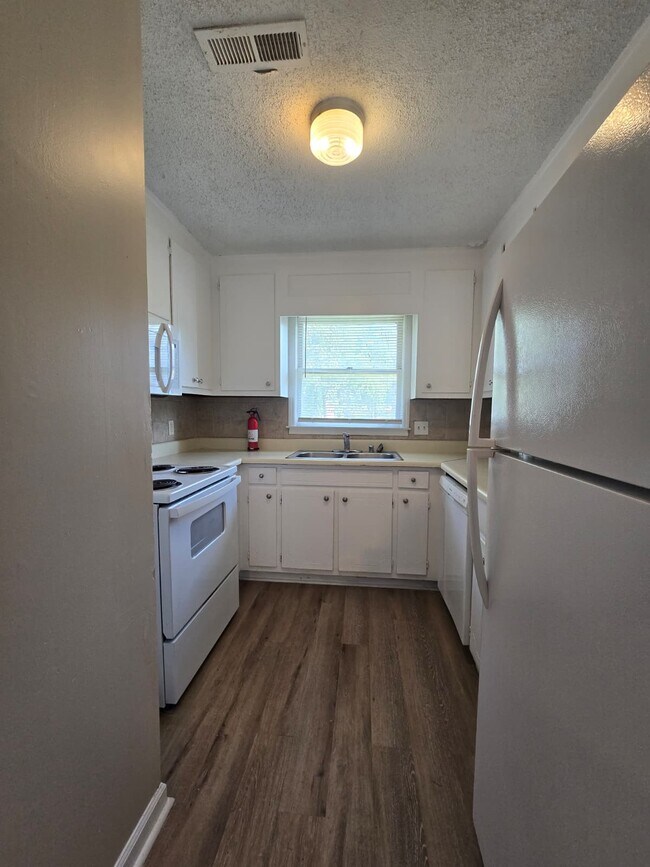 Photo - 4502 Bonnell Dr NW Unit C