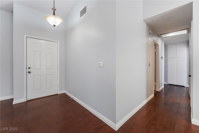 Photo - 5761 Cloverleaf Cir
