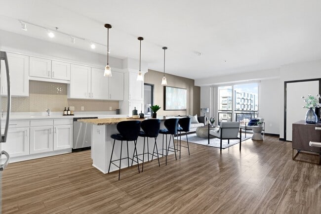 The Shoreham Apartments - The Shoreham Apartments