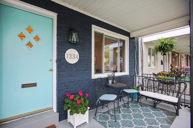 Photo - 1334 Downing St NE