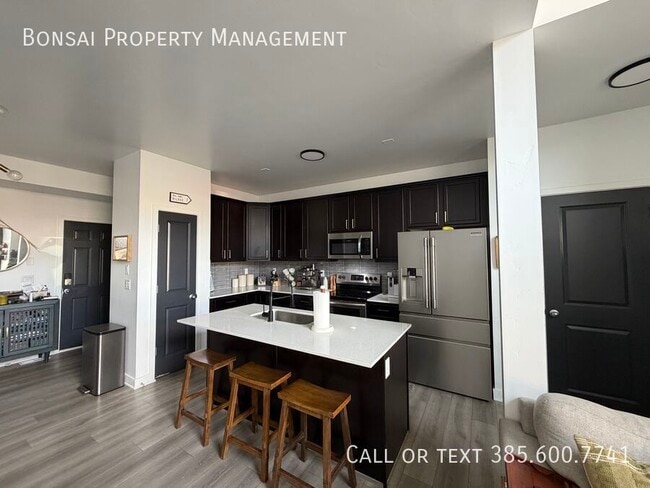 Photo - 860 San Savino Way