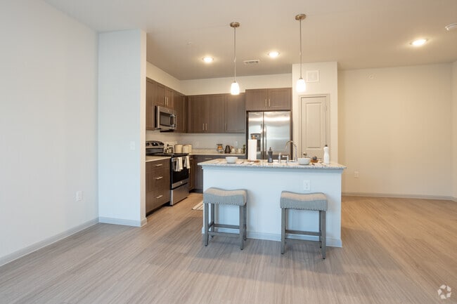 2BR, 2BA - 100SF