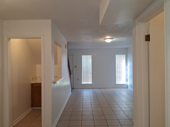 Photo - 118 Oak Ridge Ave