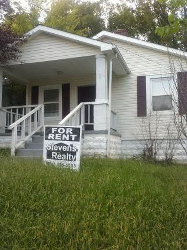 Building Photo - 2453 Cecil Ave