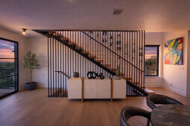 Photo - 8501 Bronco Ln