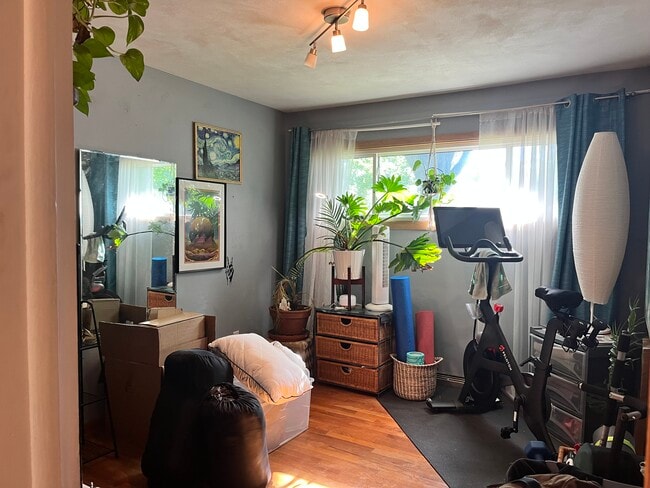 Photo - 5604 Alder Rd