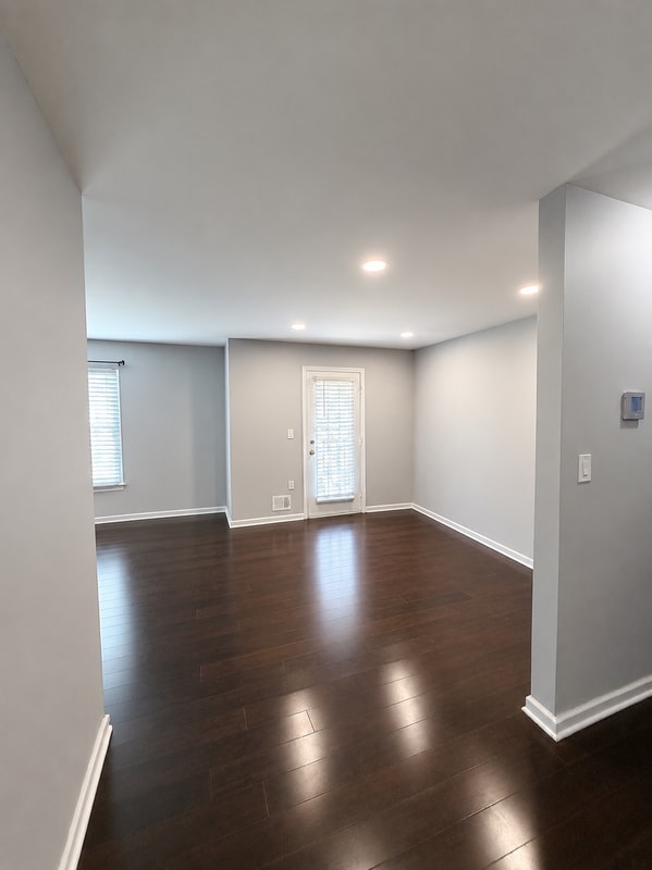 Photo - 704 Wellington Pl