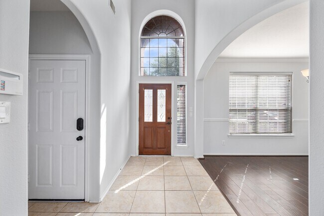 Photo - 1946 Hawthorne Brook Ln