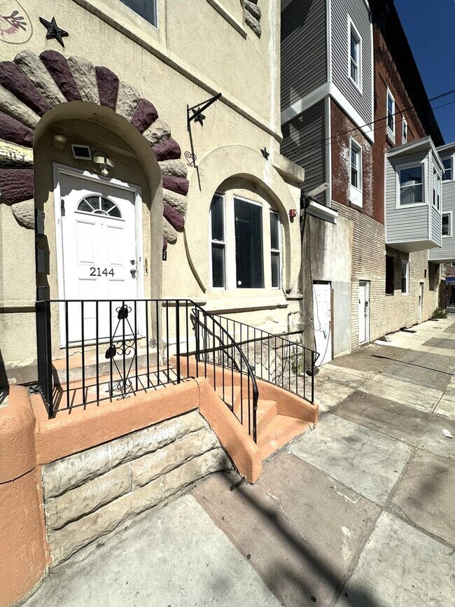 Photo - 2144 N 18th St Unit 1