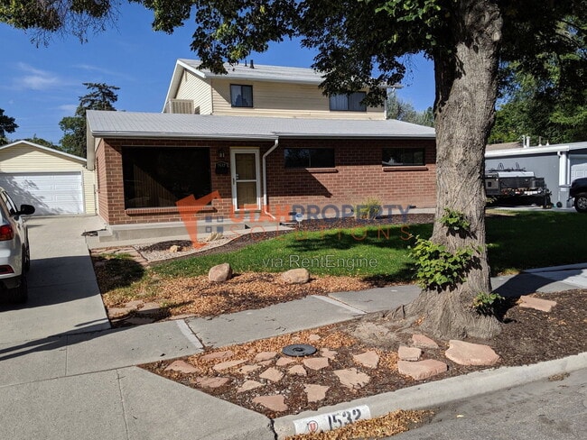 Photo - 1532 Dupont Ave