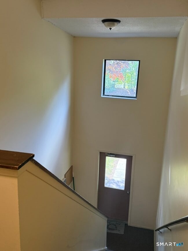 Photo - 104 Wellington Dr Unit 104