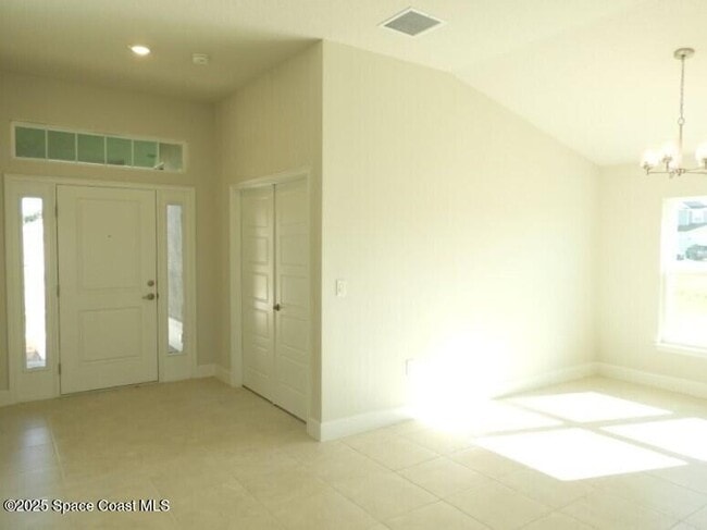 Photo - 1126 Kylar Dr NW