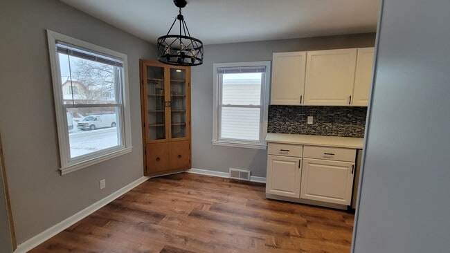 Photo - 3643 E Van Norman Ave