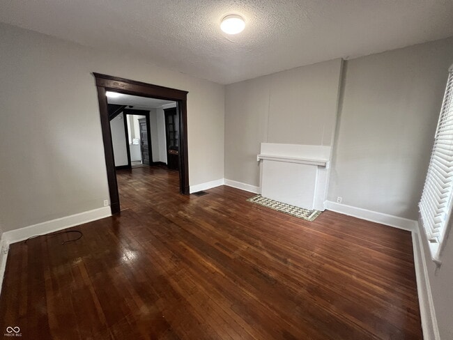 Photo - 826 N Beville Ave