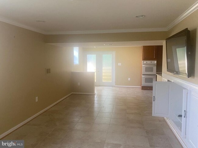 Photo - 8050 Settle Ct Unit B