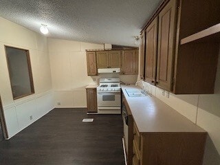 Building Photo - 831 N Pontiac Trail