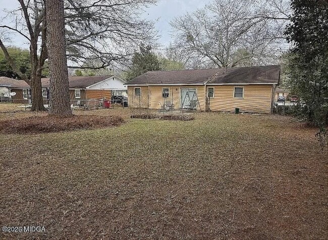 Photo - 2412 Shea Dr
