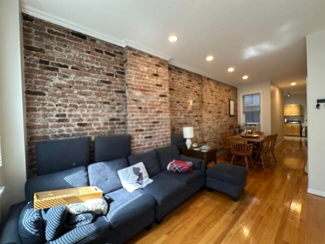 Photo - 273 Webster Ave Condo Unit 3