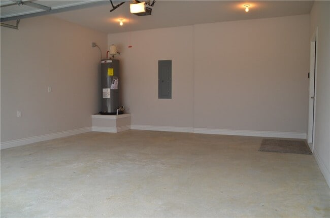 Photo - 1710 SW Riverstone Rd
