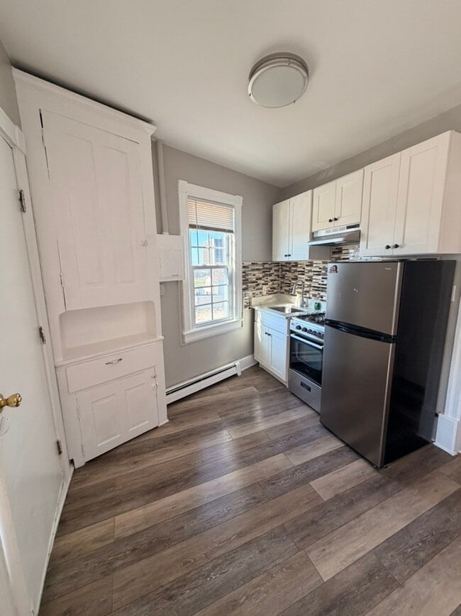 Building Photo - 325 Atlantic Ave