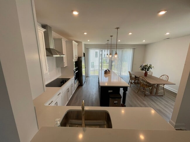 Photo - 15359 Ballancroft Pkwy