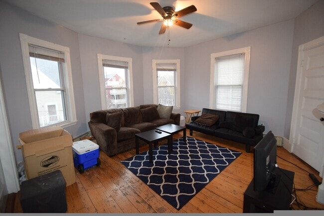Building Photo - 36 Cherokee St Unit 3