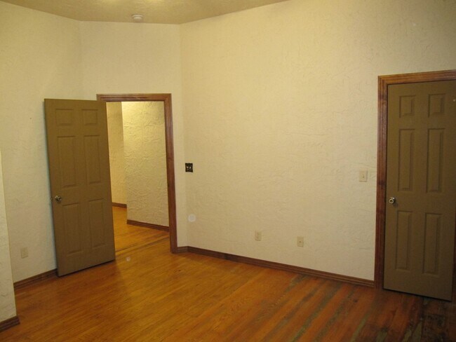 Photo - Market 104 Unidad M 104