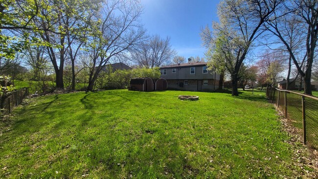 Photo - 223 Van Buren Dr House