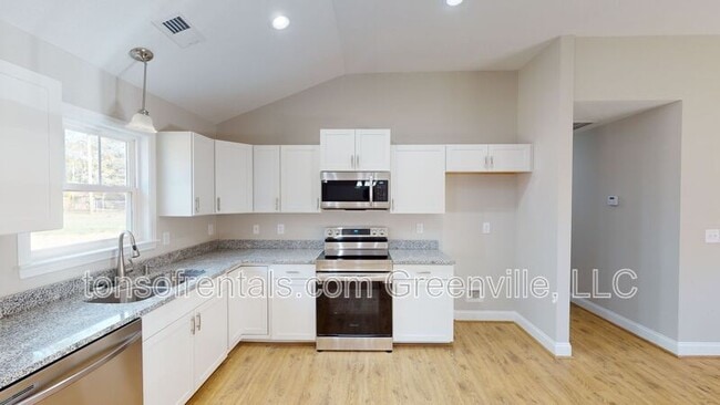 Photo - 188 Sherwood Dr