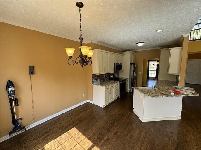Photo - 2393 Hampton Park Dr NE