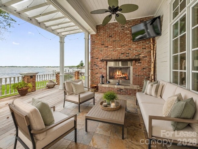 Photo - 17831 Mollypop Ln