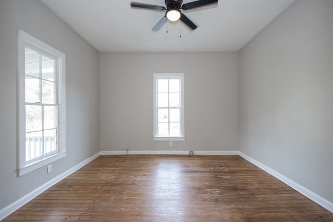 Photo - 731 Williams St Unidad A