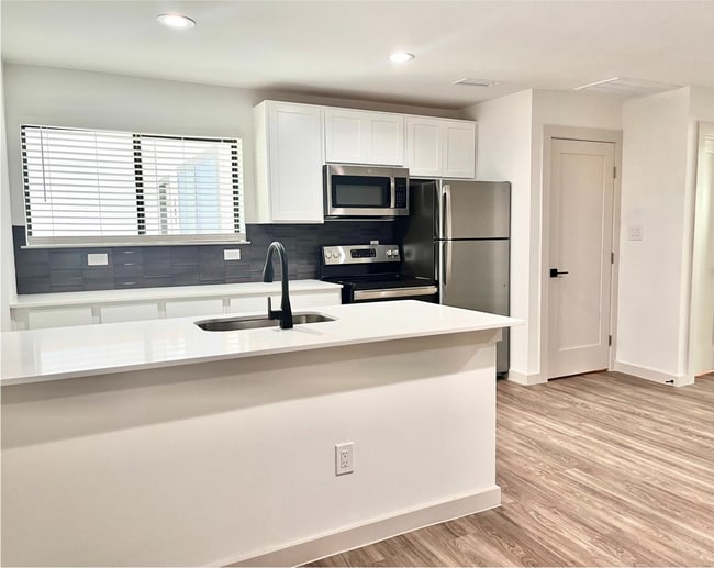 2909 Lucas Apartments Dallas, TX