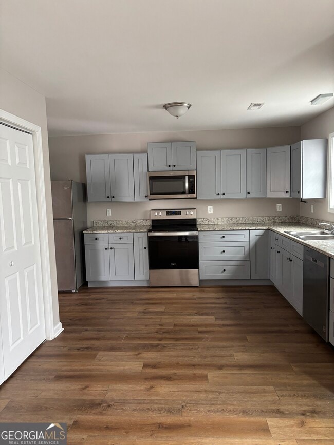 Photo - 245 New Prospect Rd