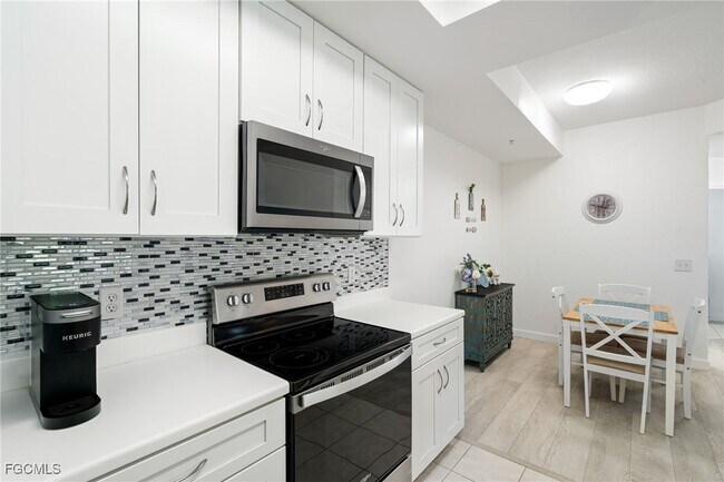 Photo - 9025 Colby Dr Unit 2107