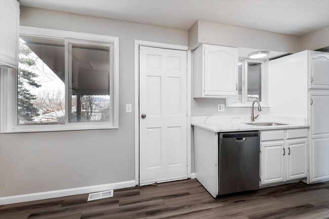 Photo - 9515 Lowell Blvd