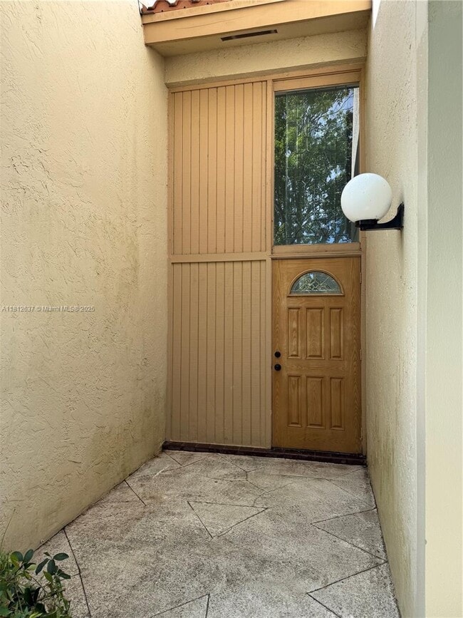 Photo - 14293 Kendale Lakes Cir Townhome