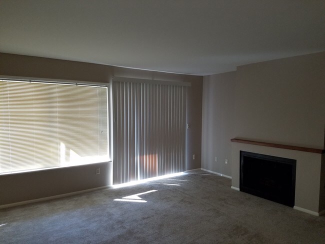 Living Room - Amber Glo Apartments