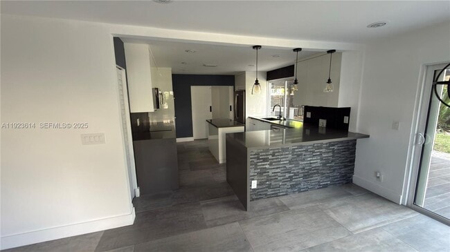 Photo - 18701 Shauna Manor Dr