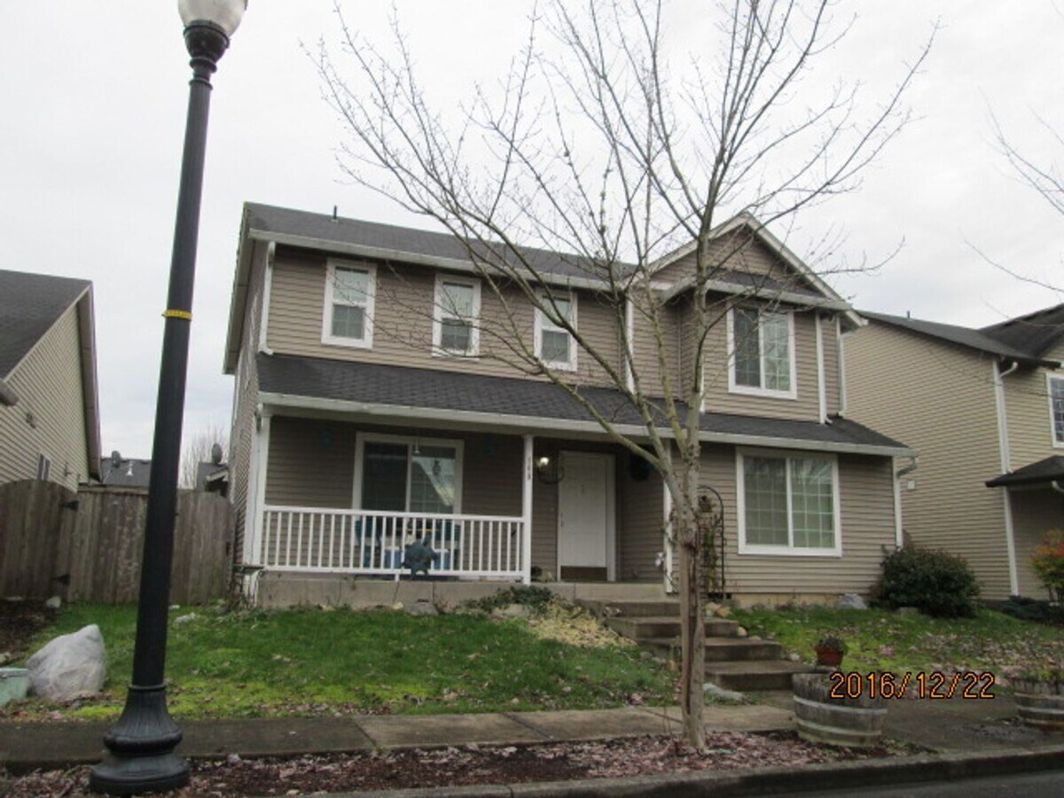 Charming 3bd, 2.5ba Home in Battle Ground - Charming 3bd, 2.5ba Home in Battle Ground