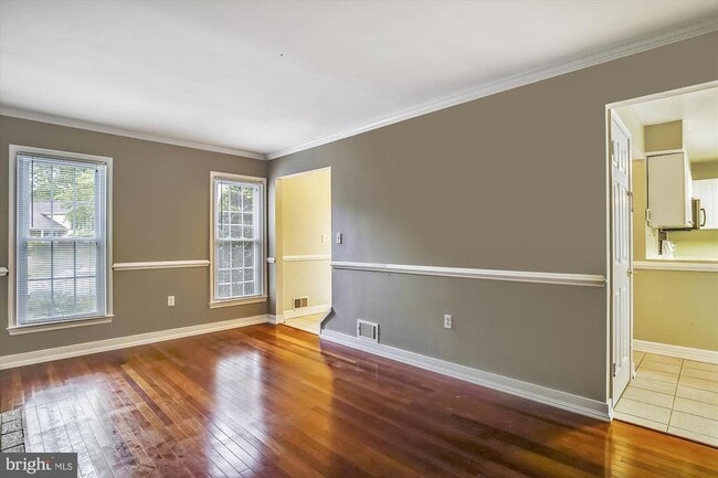 Photo - 8120 Cooper St