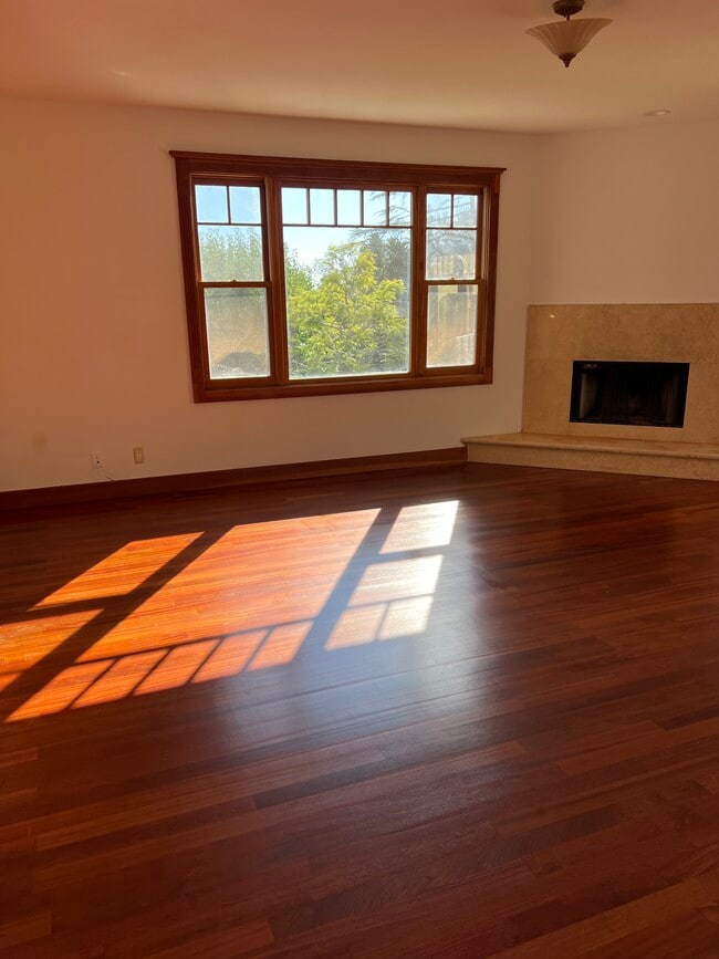 Photo - 5825 Saint Paul Ct